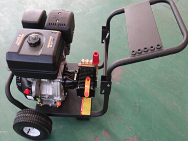 大連冷水汽油驅動高壓清洗機
